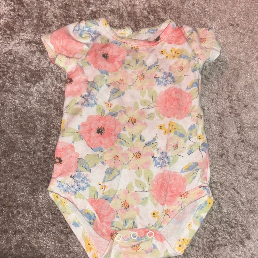 Little girl two piece flower shirt and green tights